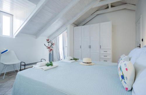 Tonias Houses - Thea House and Vrachos Attic Appartment - Foto 42