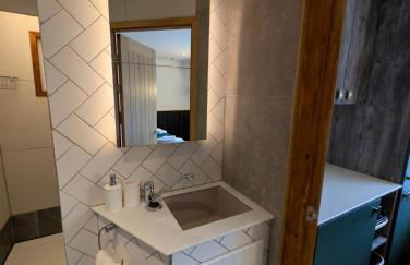 The Frankie Suite - Photo 5