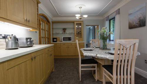 Spacious bungalow with estuary views near Llansteffan - Foto 5, stove, dishwasher, pet friendly, toaster, minibar