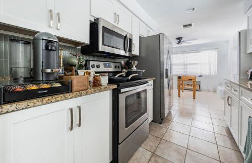 Peacock Pool House & Hot Tub Clearwater beaches - Foto 25