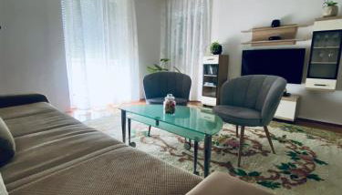 Apartman Colapis- Netflix, self check in, free parking, premium location! - Photo 2