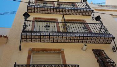 Apartamentos El Castell - Foto 5