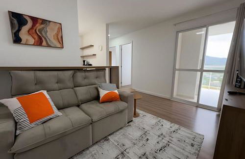 Residencial Morada do Leste - Praticidade em Camobi! LZN Hospedagens - Foto 16