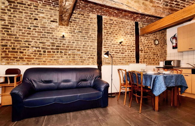 Pleasing Holiday Home in Richelle With Garden, Terrace, BBQ - Photo 17