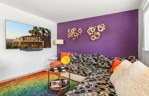 Palm Springs Home with a Resort Style Backyard -Joy pool hot tub views - Foto 16