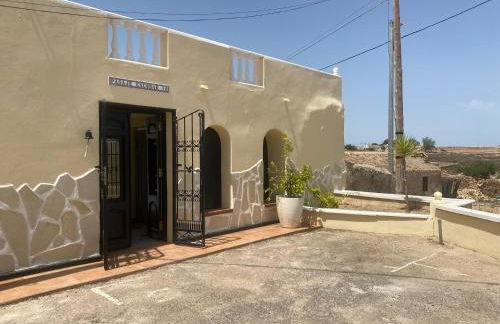 The Courtyard Studio Apartments - Foto 8