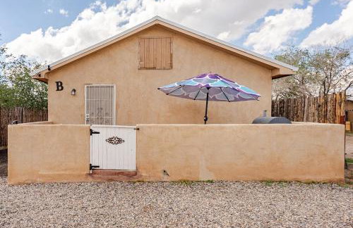 Southwest Escape 2 Bedroom with Private Entry and Patio - Foto 21