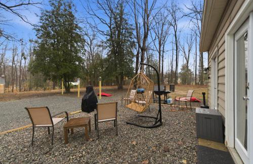 The Divine Cottage! Woodsy Hideaway! - Foto 48