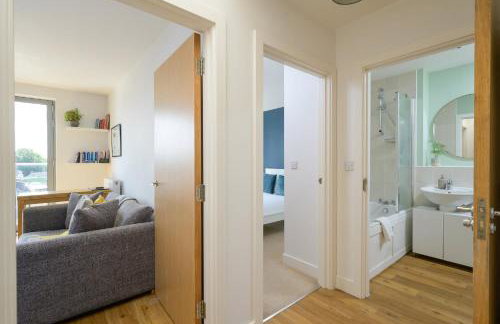 Apartment with Cityscape Views & Private Parking - Foto 7