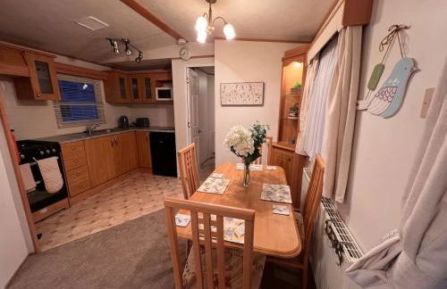 A & C Coastal Hideaway with outside Decking - Foto 26