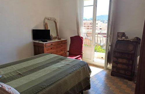 Villa tres proche du centre ville - Photo 7