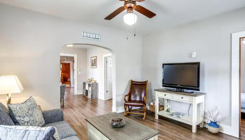 1 Mi to Water and Dtwn Lake Erie Family Getaway - Foto 3