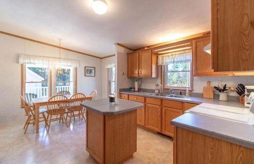 3BR 2BA with direct VAST Trail access on 10 Acres - Foto 12