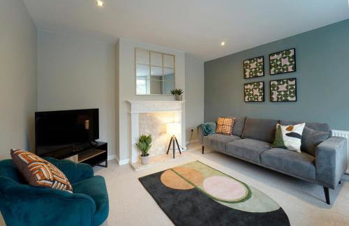 Spacious 4 bed town house in central Wetherby, sleeps 9, perfect for contractors or groups - Foto 1