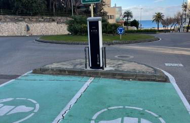 LA MER BLEUE, Boutique Apartament with free parking, full equipped in Fenals Beach - Foto 35