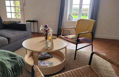 Tipoz'Immo - Maison Bleue accès à pied plage - spot surf - fibre inclus - linge inclus et lits faits - parking gratuit - proche des commerces et des attractions touristiques - Foto 15