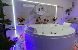 LUXURY JACUZZI "Al Duomo di Catania" - Foto 1