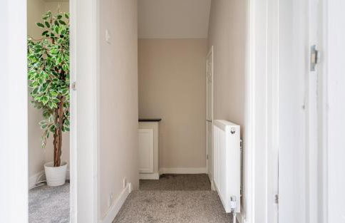 4 Bedrooms Homely House - Sleeps 6 Comfortably with 6 Double Beds,Glasgow, Free Street Parking, Business Travellers, Contractors, & Holiday-Goers, Near All Major Transport Links in Glasgow & City Centre, Perfect for Common Wealth Games 2026 - Foto 60