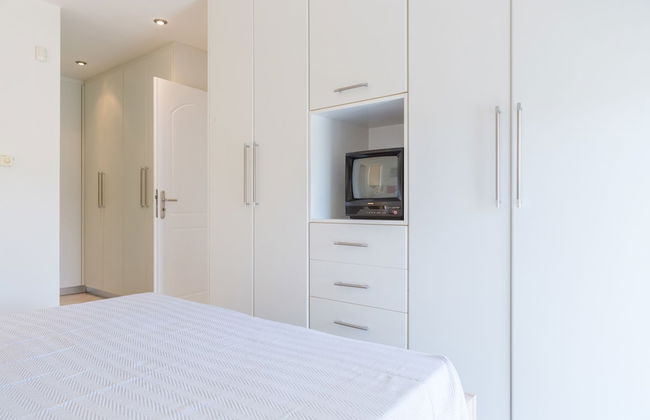 Bright & Spacious two-floor Family Garden Home - Foto 10