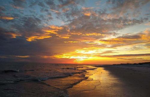 Dog Friendly-Short Walk to Beach-Canal Front-Screened Porch-Peaceful - Foto 54