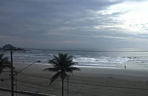 Apto Frente Mar Itanhaem Sonhos - Foto 9