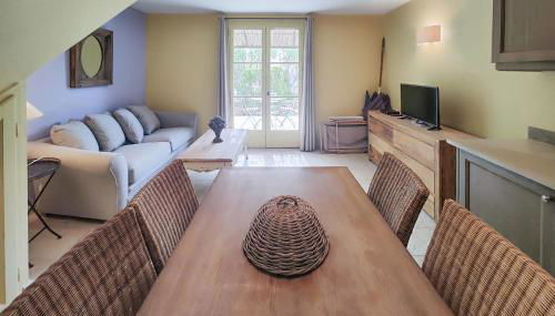 Awesome Home In Saint-Laurent-De-La-Ca With Wifi - Foto 4