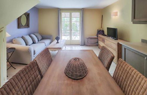 Awesome Home In Saint-Laurent-De-La-Ca With Wifi - Foto 4