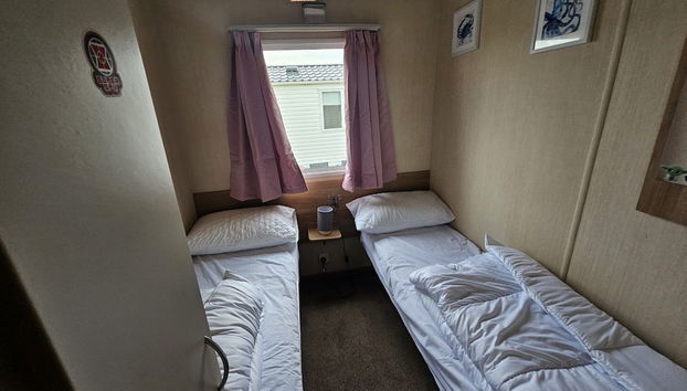 3 Bed Standard Caravan Robinhood - Foto 4, Habitación