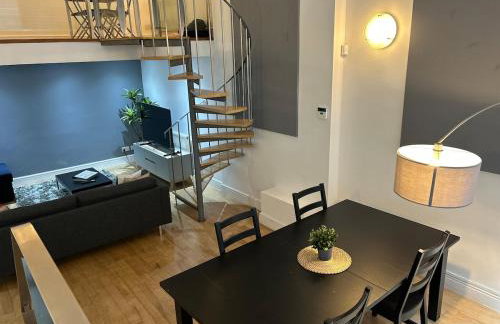 Designer Soho Loft - Photo 2