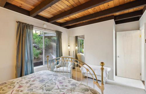 Warm and Cozy Mountain and Lake View Haven cottage - Foto 17