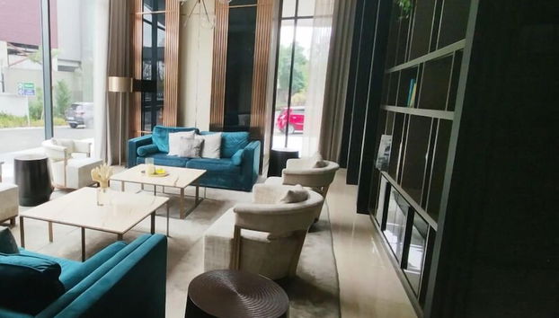 Spacious Combined 3BR Grand Sungkono Lagoon Apartment - Foto 2, Vestíbulo