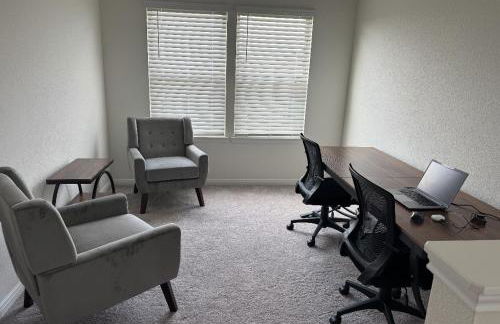 Spacious 3BR with Loft and Patio - Foto 14