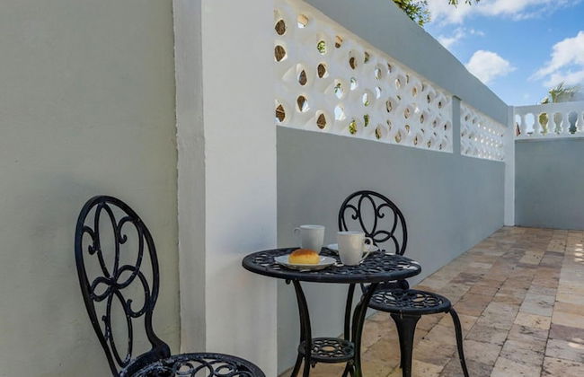 3BR Home w Pool in Downtown 5min Walk 2 Beach - Foto 18