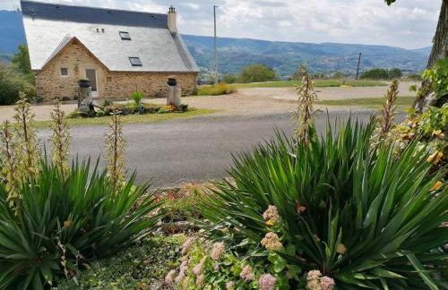 Appartement charmant à Saint-Côme-d'Olt - 80 m² avec balconc - Photo 9