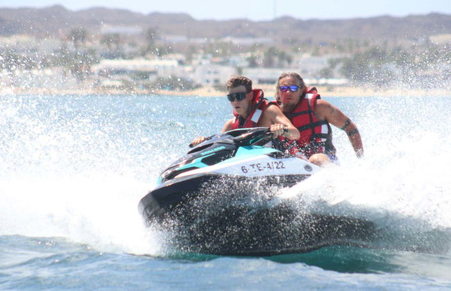 Tour di Corralejo e Isla de Lobos in moto d'acqua - Foto 2