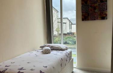 Cosy House near city centre and football stadium - Foto 4