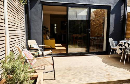 Well-equipped 4 bedroom family home with garden - Foto 5