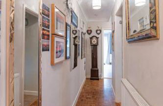 Sunrise Lodge 2-Bedroom Flat EastBeach sleeps 4 - Pass the Keys - Foto 26