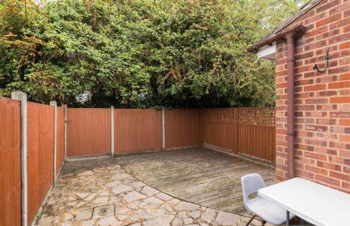 4-Bed Home for Contractors - Parking - Walk to Hospital - Foto 23