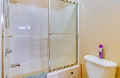 Cozy Retreat with Backyard in Mountain Home! - Foto 12