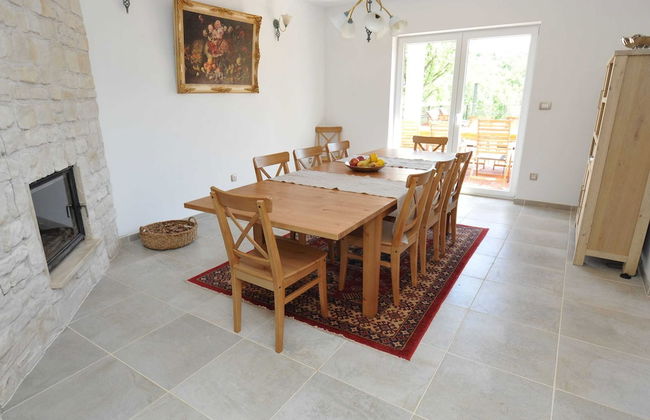 Villa in Tijarica With Private Pool - Foto 24