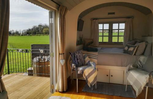 Fair Farm Hideaway - Photo 76