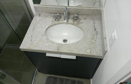Apartamento na Liberdade a 300 metros do Metro e Feirinha da Liberdade - Foto 28