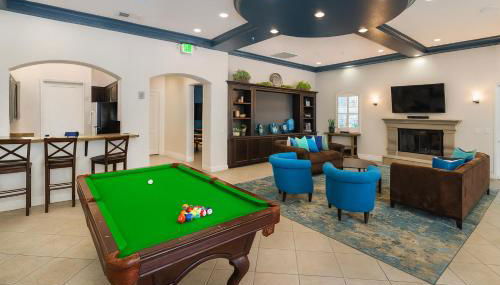 Marina Del Rey Luxe 2-Bedroom & 1-Bedroom - Hot Tub, Pool Table, Grill & Cinema Projector - Foto 5, Game Room