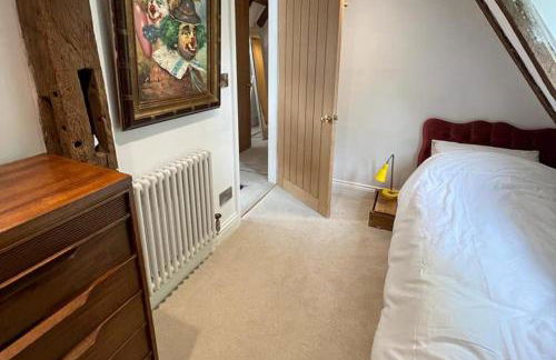 3 Bed Cottage - Sleeps 6 - Pets - Parking - Wifi - Foto 11