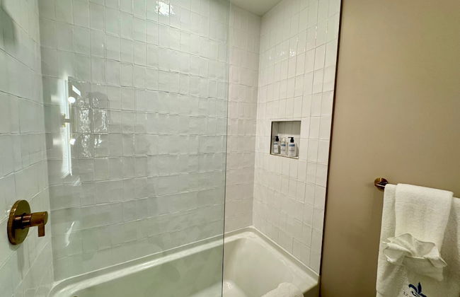 Sky-high Luxury in Downtown Miami - Photo 39