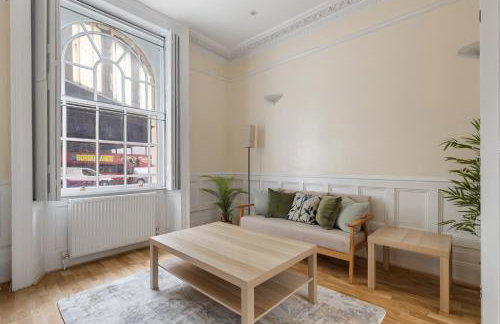 Parea Living - Spacious 4 Story House, Families, Big Groups - Foto 8