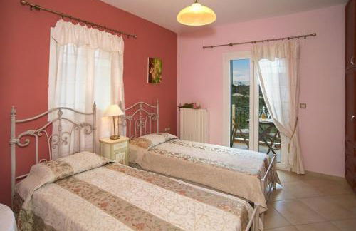 stunning tranquil villa with private pool - Foto 35