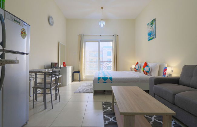 OYO 264 Home Cordoba Palace 607 Studio - Photo 13