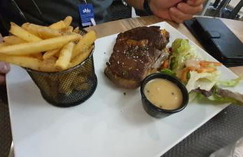 Mobilhome 2ch récent et climatisé-terrasse fermée-jardin sans vis à vis-camping 4 étoiles Les Charmettes - Foto 53